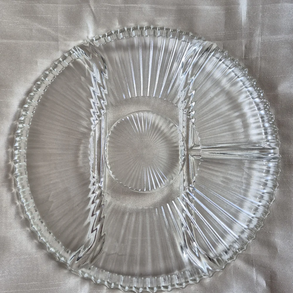 Indiana Glass 4 Section Divided Dish 10